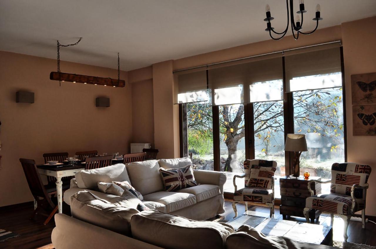 Chalet Coquelicot Kalávrita Kültér fotó